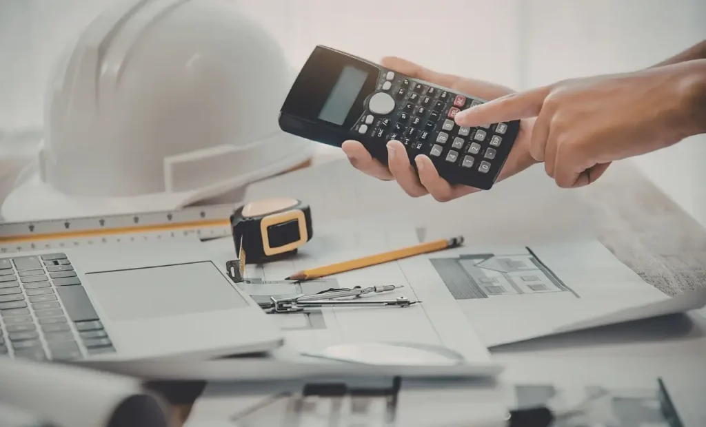 Desviaciones de presupuesto en obras de construcción