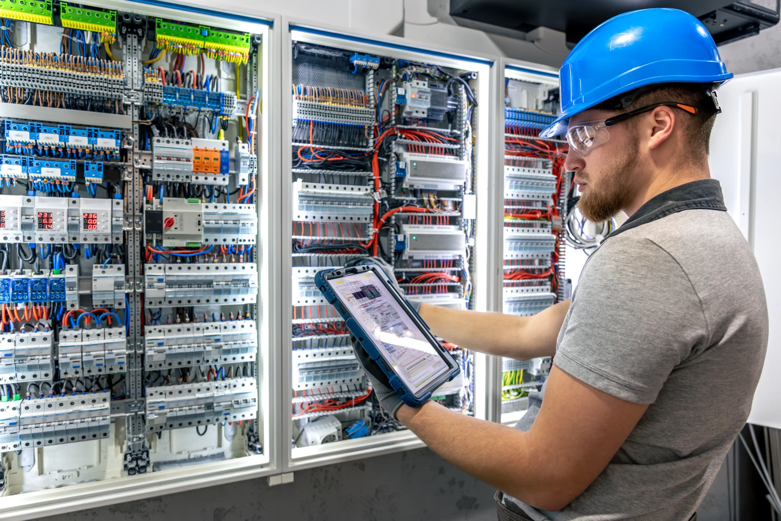 Sistemas sanitarios, eléctricos y mecánicos